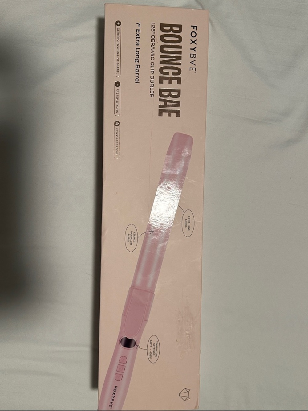 FOXYBAE Bounce Bae Pink 1.25" Ceramic Clip Curler - Picture 2 of 9